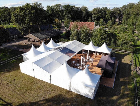 Feesttent (Aluhal) 10m x 15m tent- aluhal